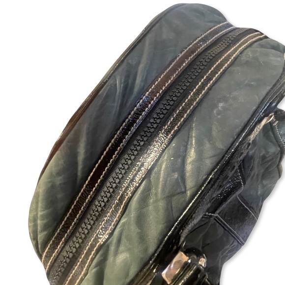 GUCCI SNOW GLAM BAG (PURSE) - Picture 7 of 8